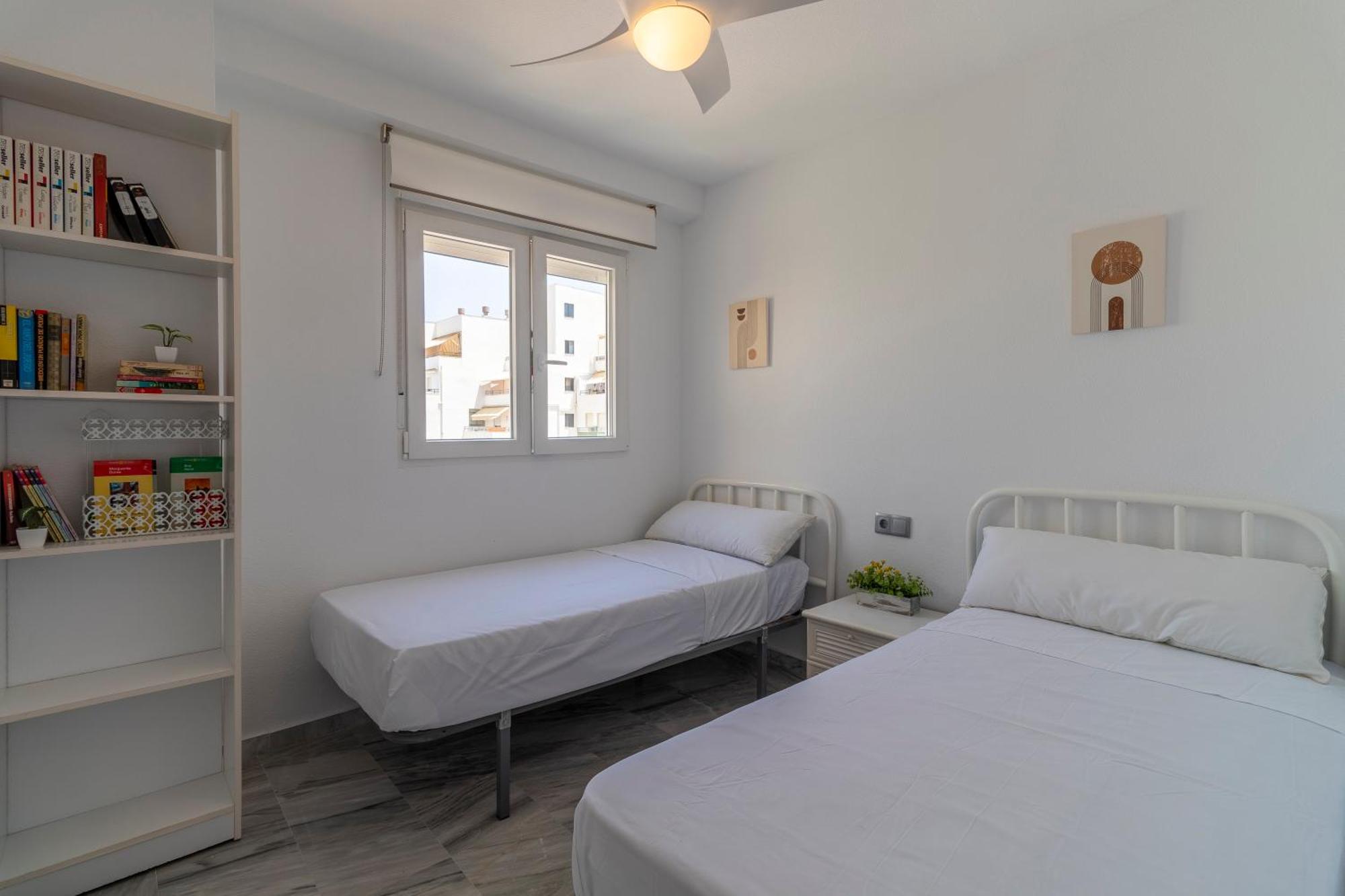 Rentitspain Moderno Apartamento Calaverde Frente Al Mar Salobrena Luaran gambar